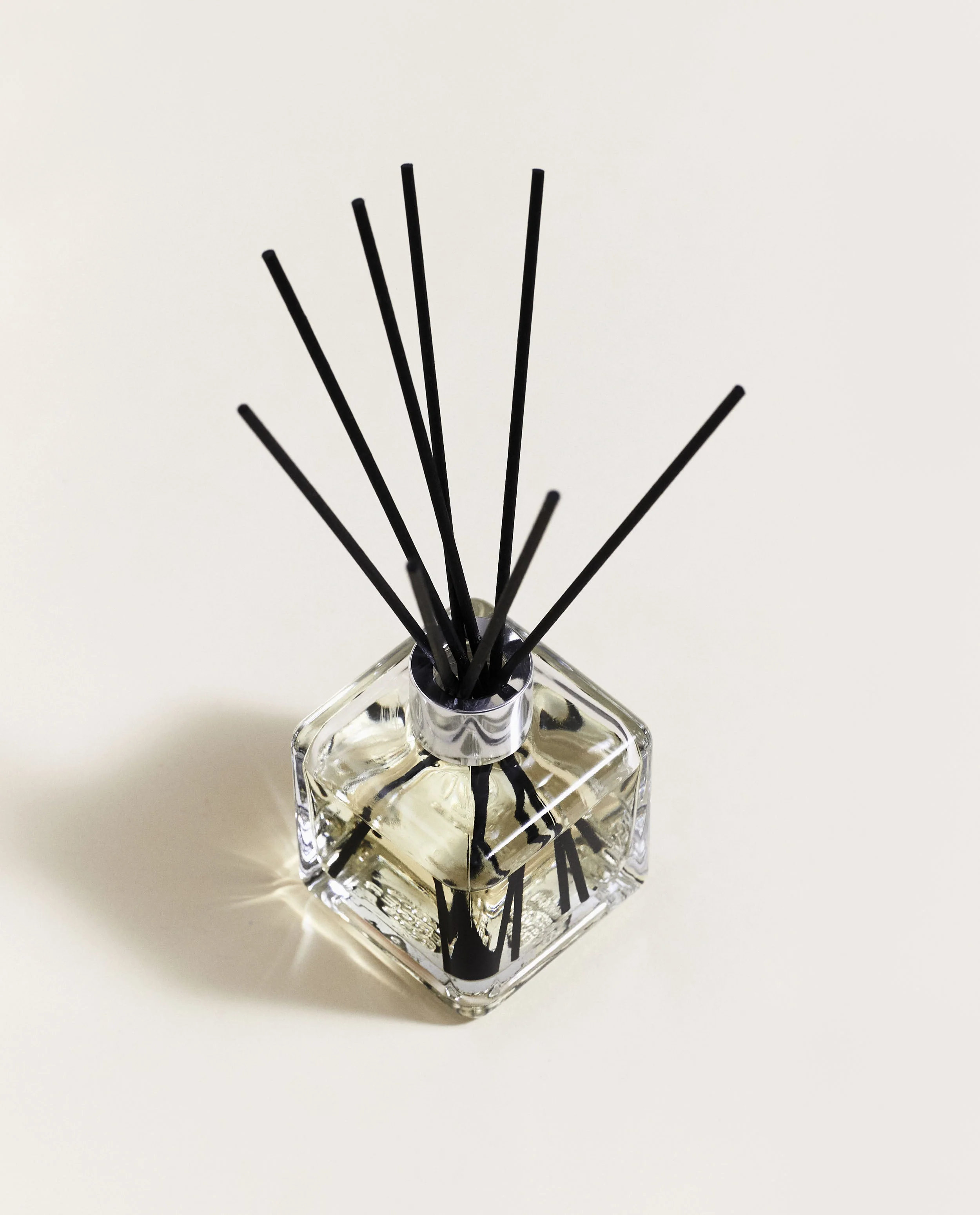 Amber Powder Scented Bouquet - Image 3
