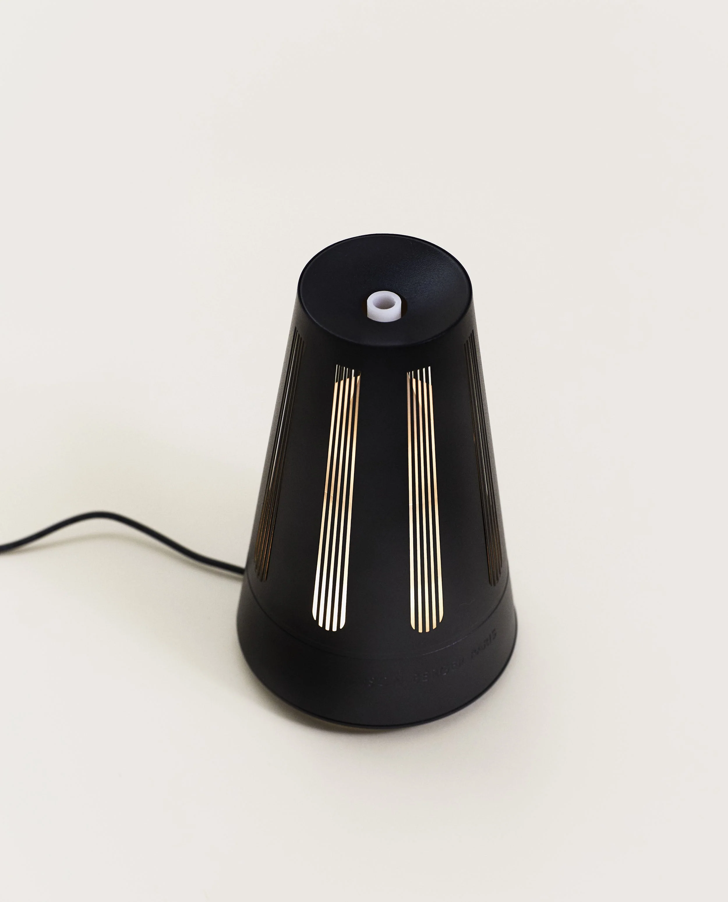 Amphora Black Satin Mist Diffuser - Image 3