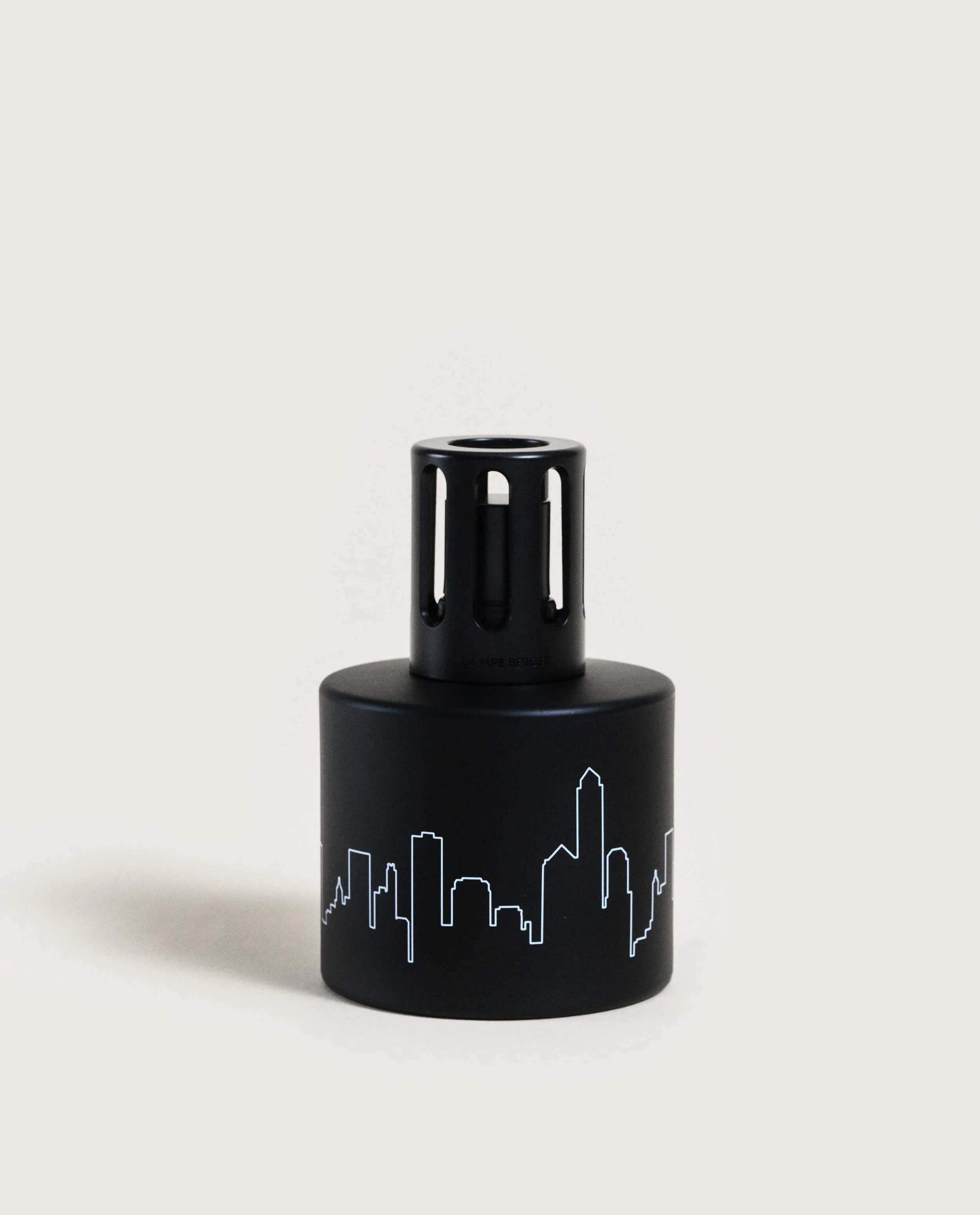Black Skyline Lamp Berger Gift Pack - Image 2