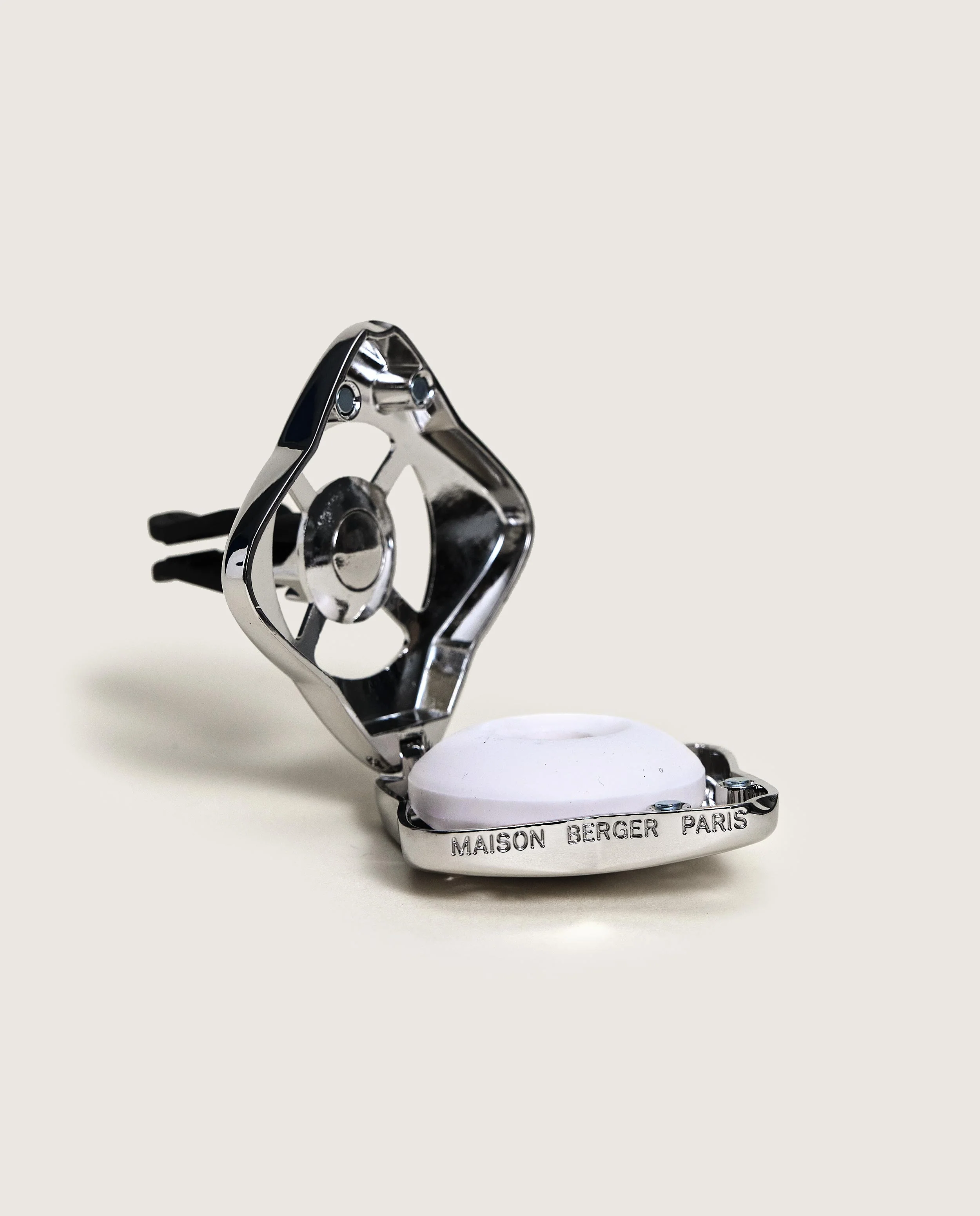 Cozy Musk Car Diffuser - Image 3