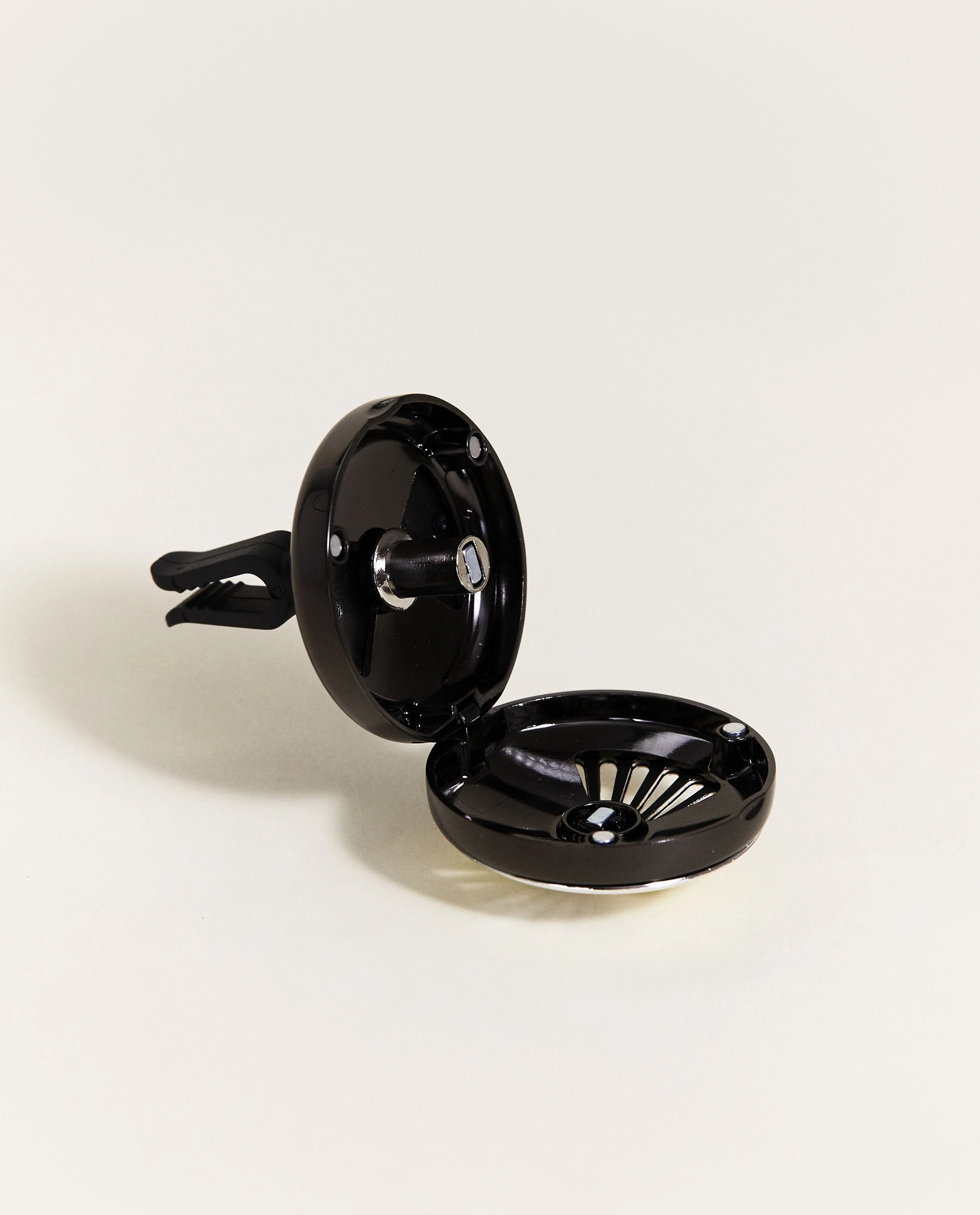 Flash adjustable Car Clip Diffuser - Image 4