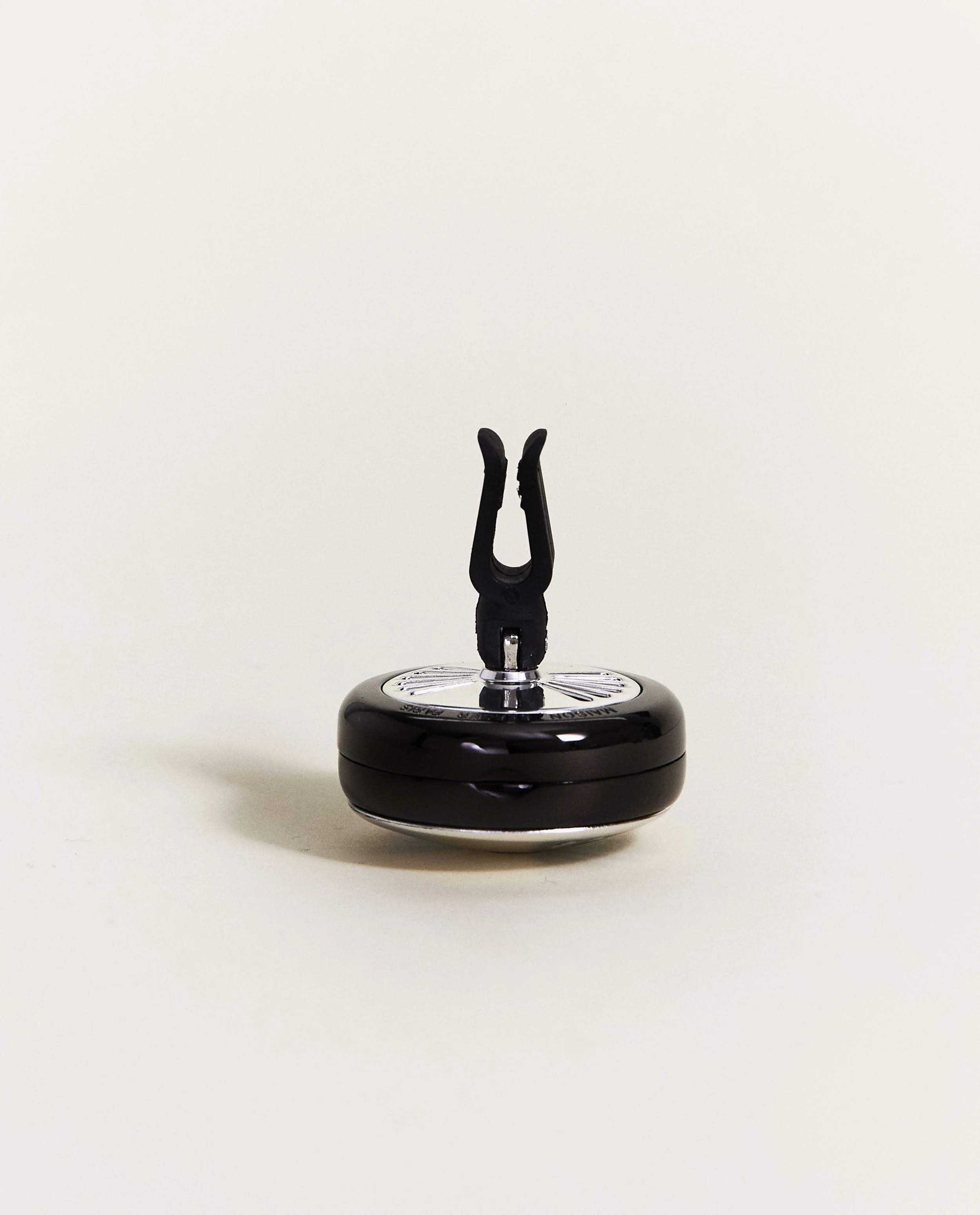 Flash adjustable Car Clip Diffuser - Image 5