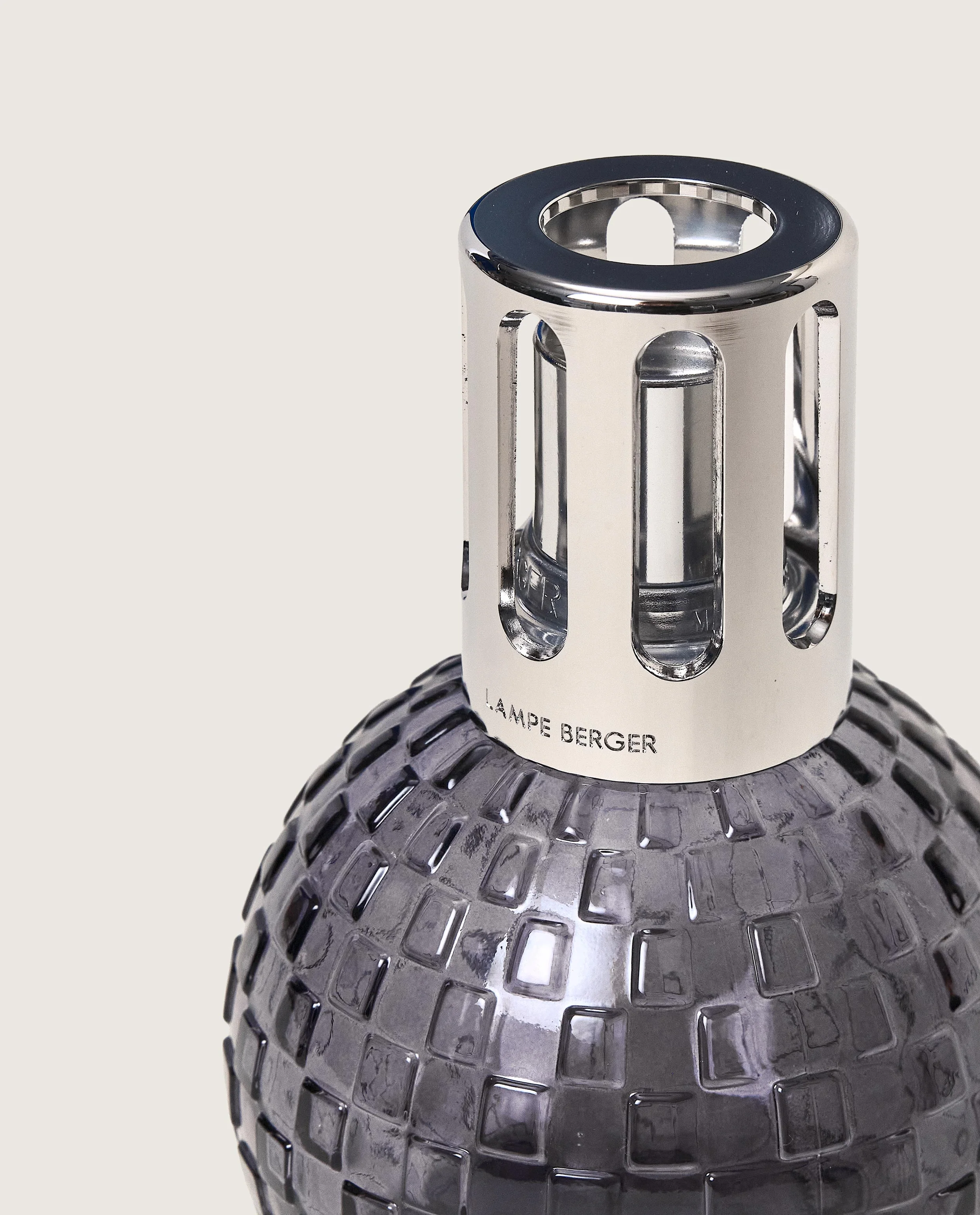 Grey Disco Lamp Berger Gift Pack - Image 3