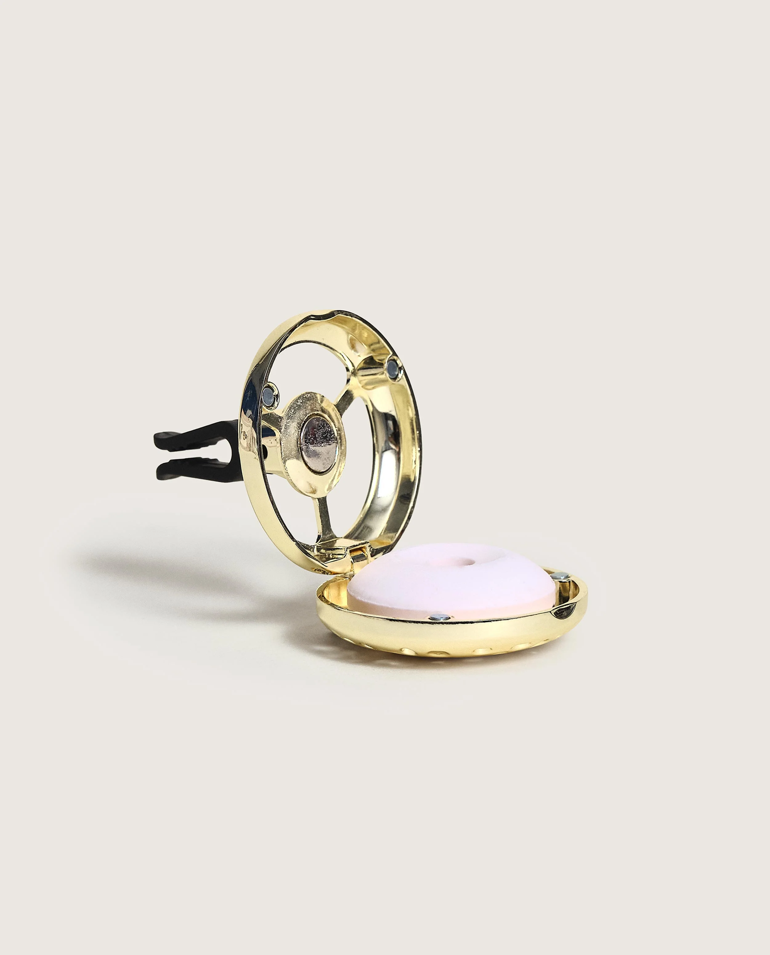 Little Treasures Ophelia Gift Pack Gold car diffuser & key rings - Image 3