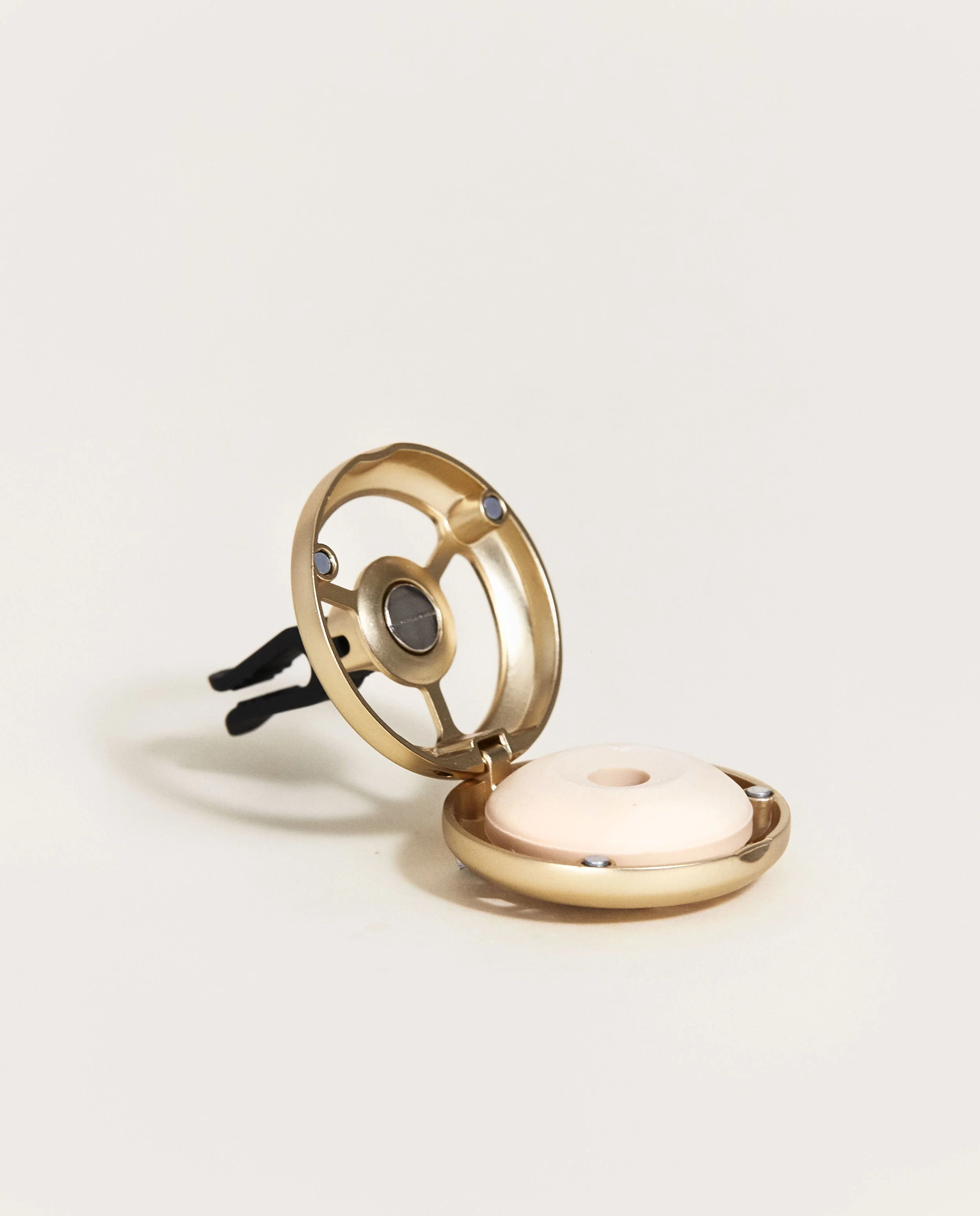 Lolita Lempicka Satin Gold Car Diffuser - Image 3