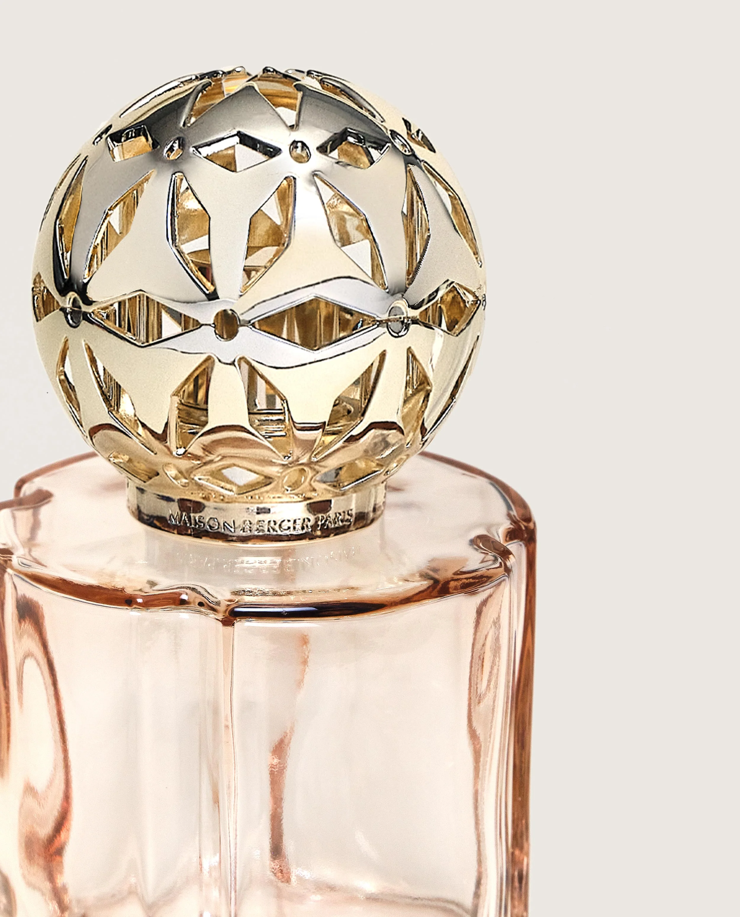 Nude Pomelis Lamp Berger Gift Pack - Image 3