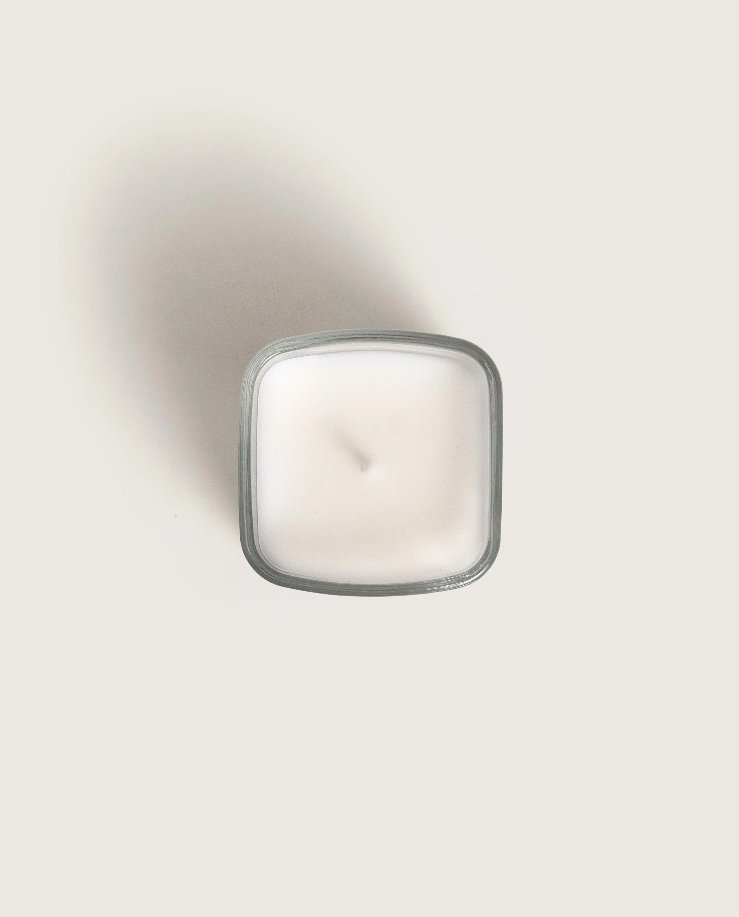 Ocean Breeze Scented Candle - Image 4