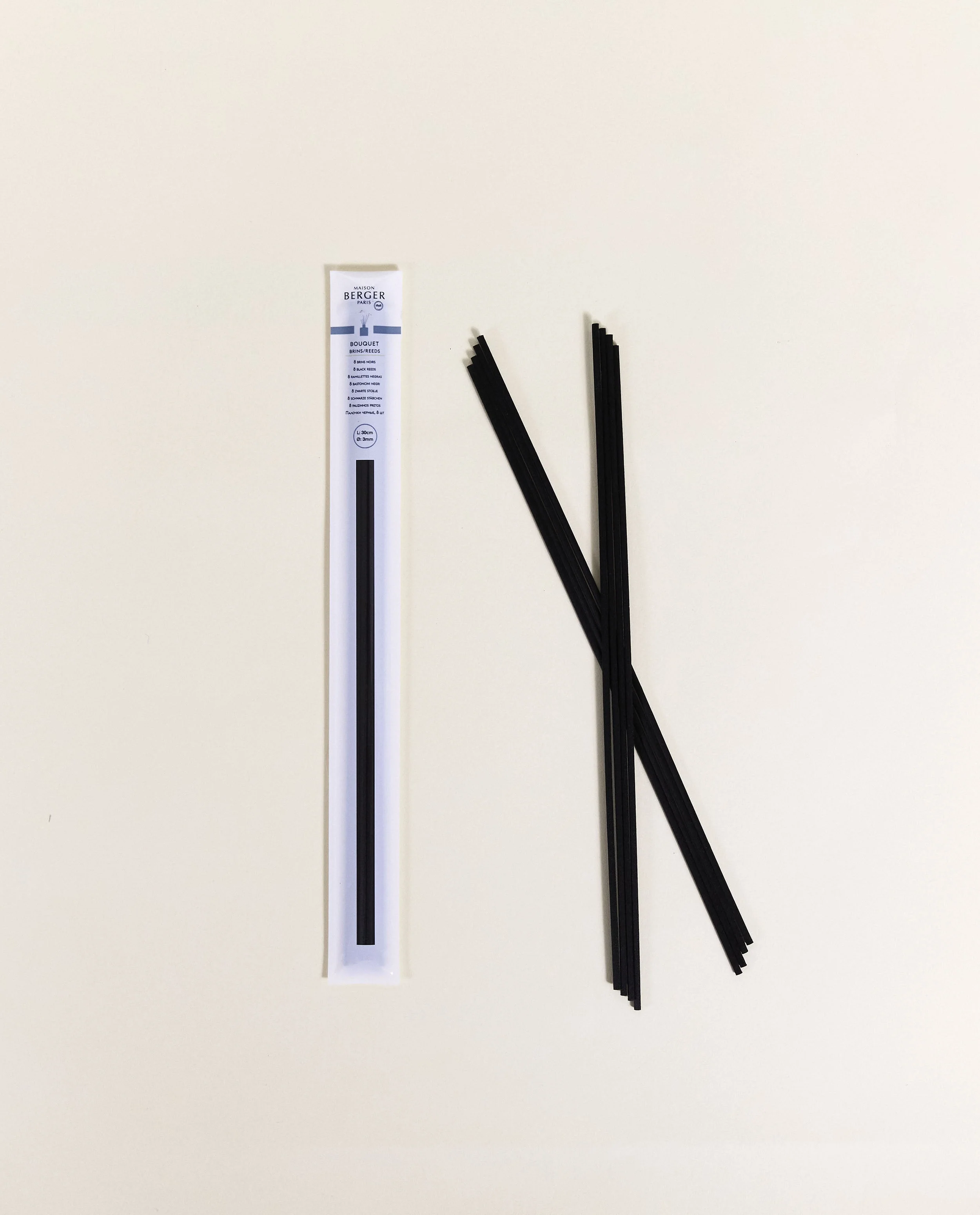 Pack of 8 synthetic black sticks 30cm - Image 2