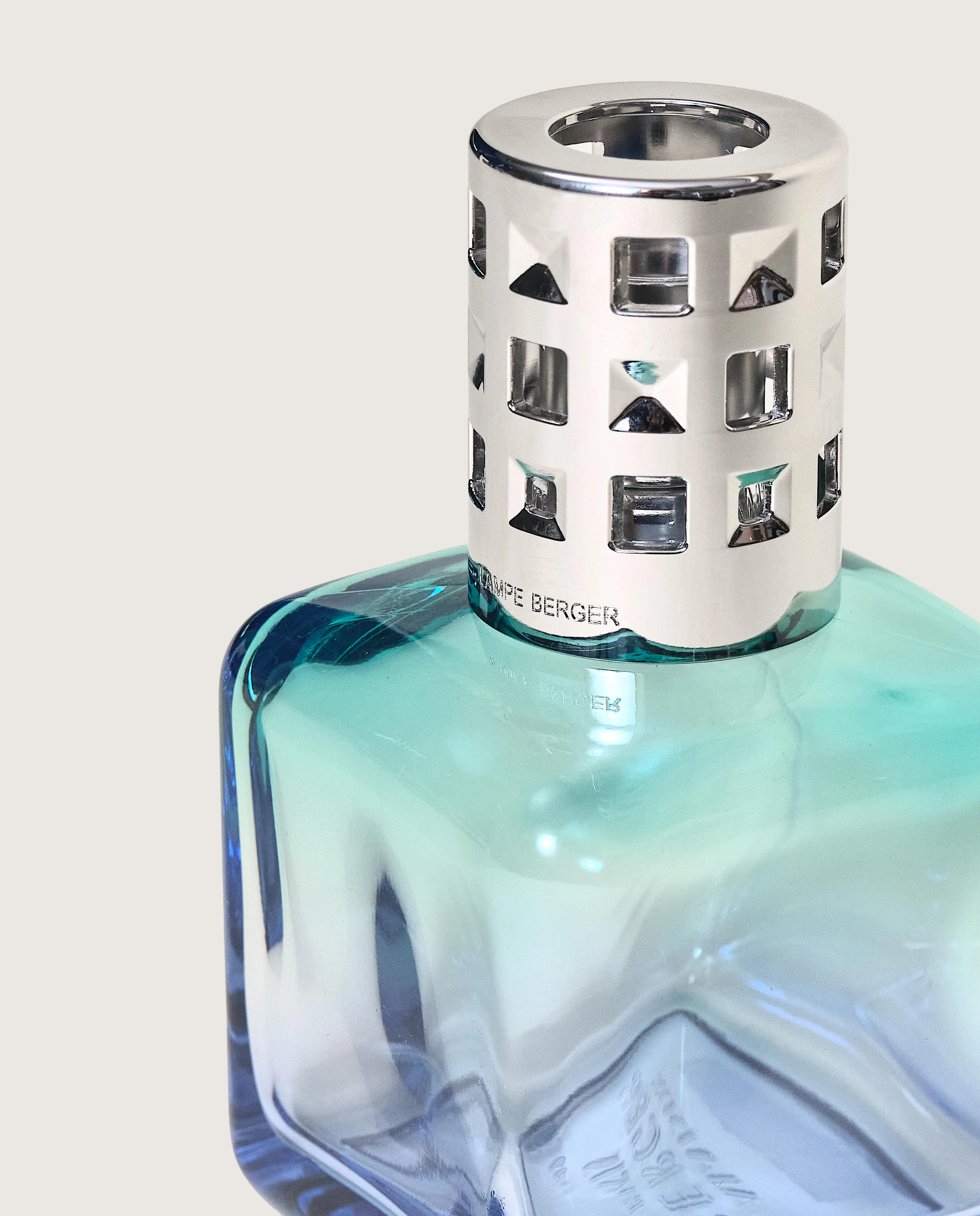 Turquoise/Blue Glaçon Lamp Berger Gift Pack - Image 3