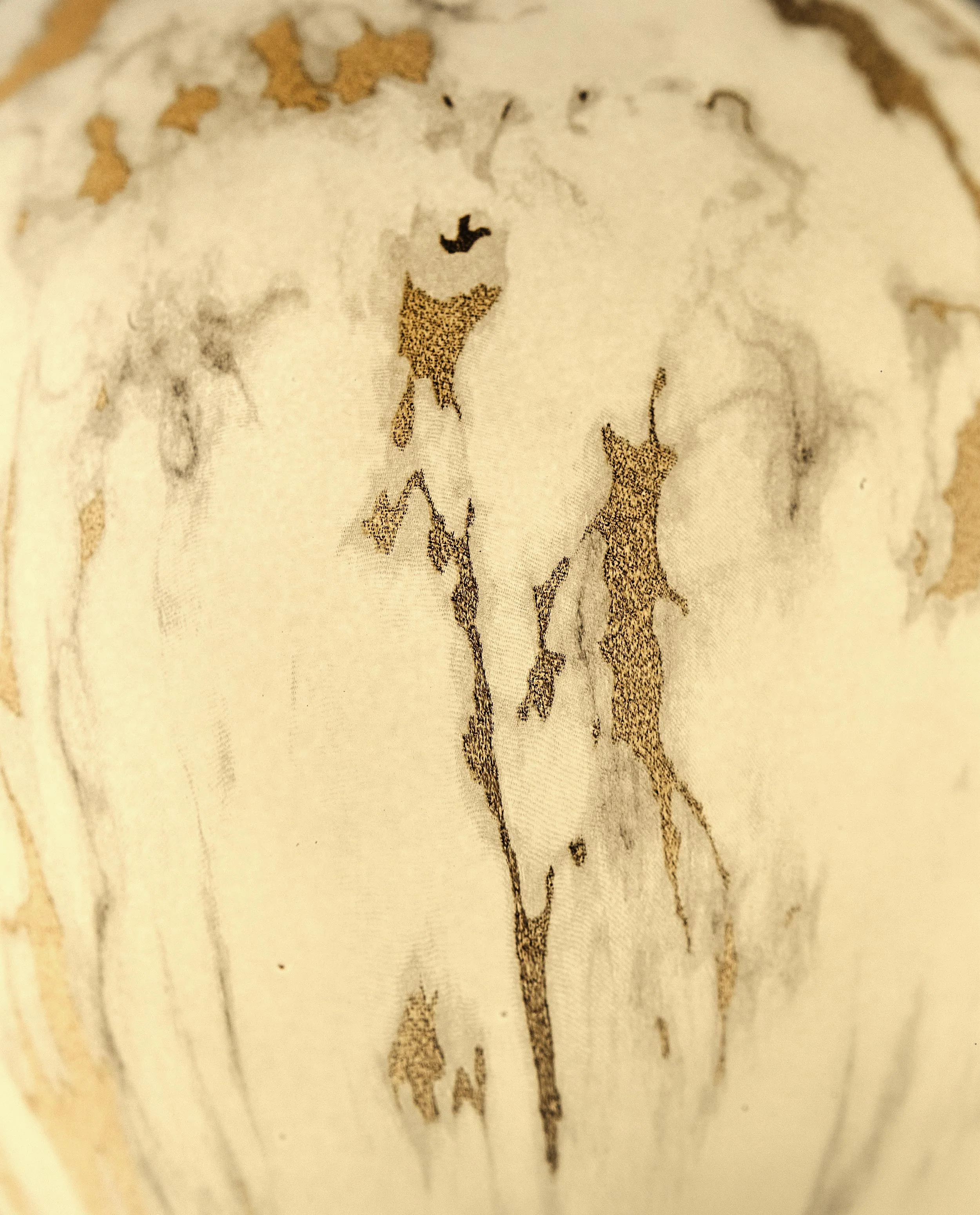 White Marbled Mist Diffuser - Image 3