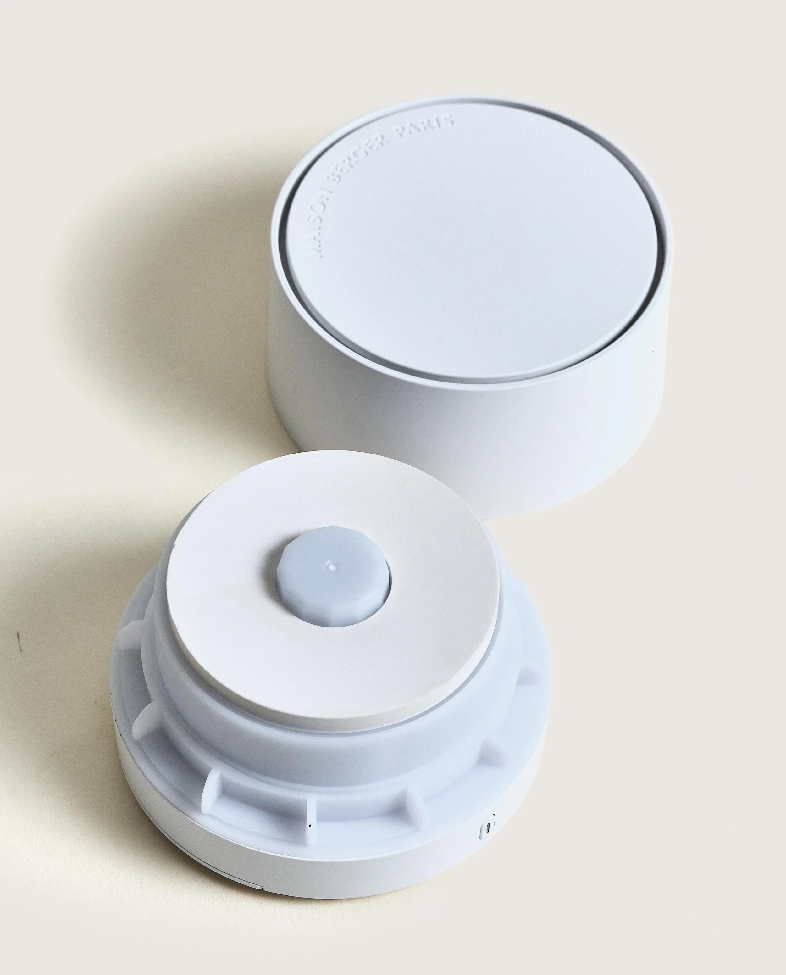 White Nomad Diffuser - Image 4